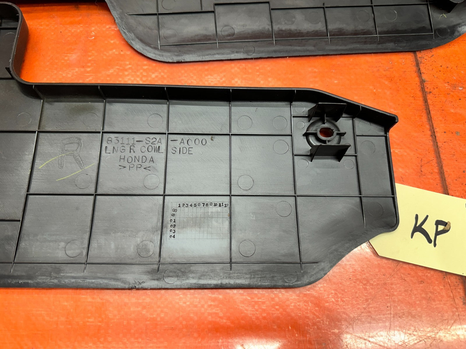 00-09 HONDA S2000 AP1 AP2 INTERIOR KICK PANELS SET DRIVER PASSENGER #33710