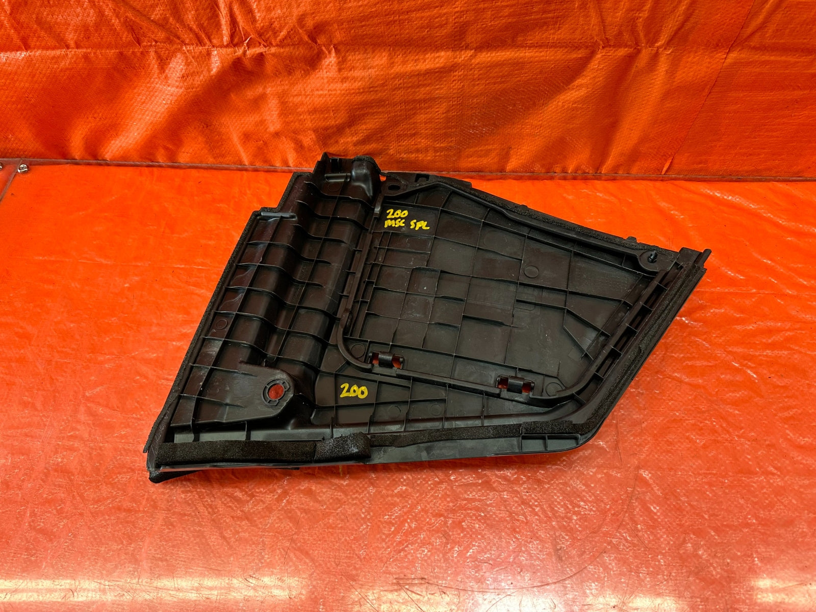 17 20 INFINITI Q60   BRAKE FLUID COVER PLASTIC TRIM   INNER & OUTER   OEM #2009