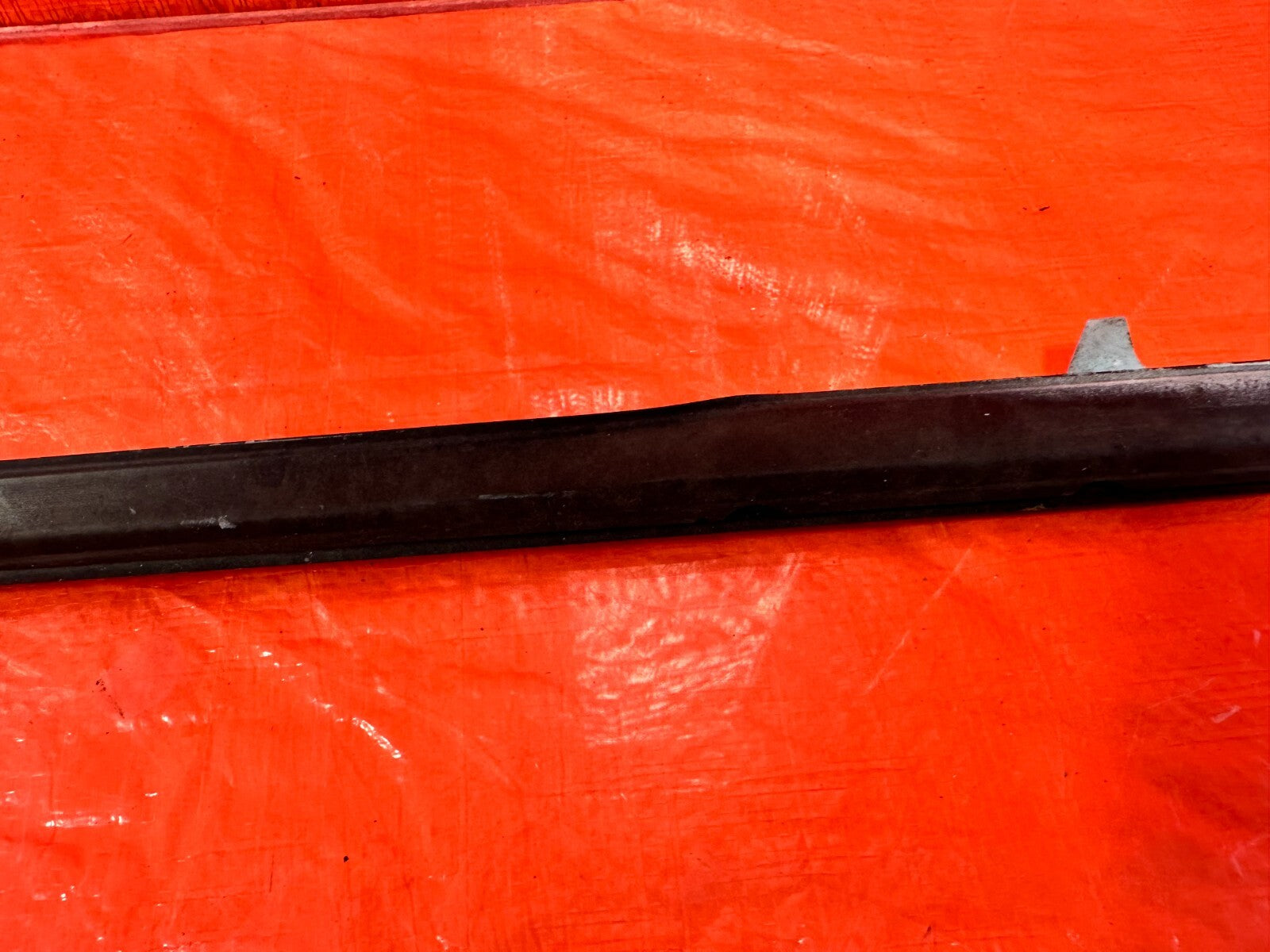92 96 HONDA PRELUDE   DRIVER LEFT EXTERIOR WINDOW GLASS TRIM   OEM #2736