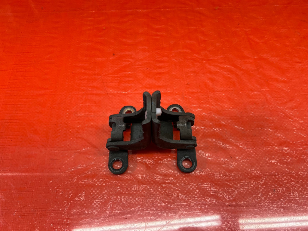 02 05 HONDA CIVIC SI EP3 HATCHBACK DOOR HINGE SET UPPER & LOWER RIGHT  OEM 1764