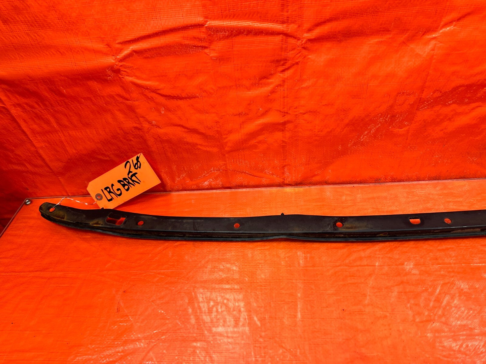 94 01 ACURA INTEGRA   2D REAR UPPER BUMPER BRACKET MOUNT BRACE SUPPORT BEAM 2687