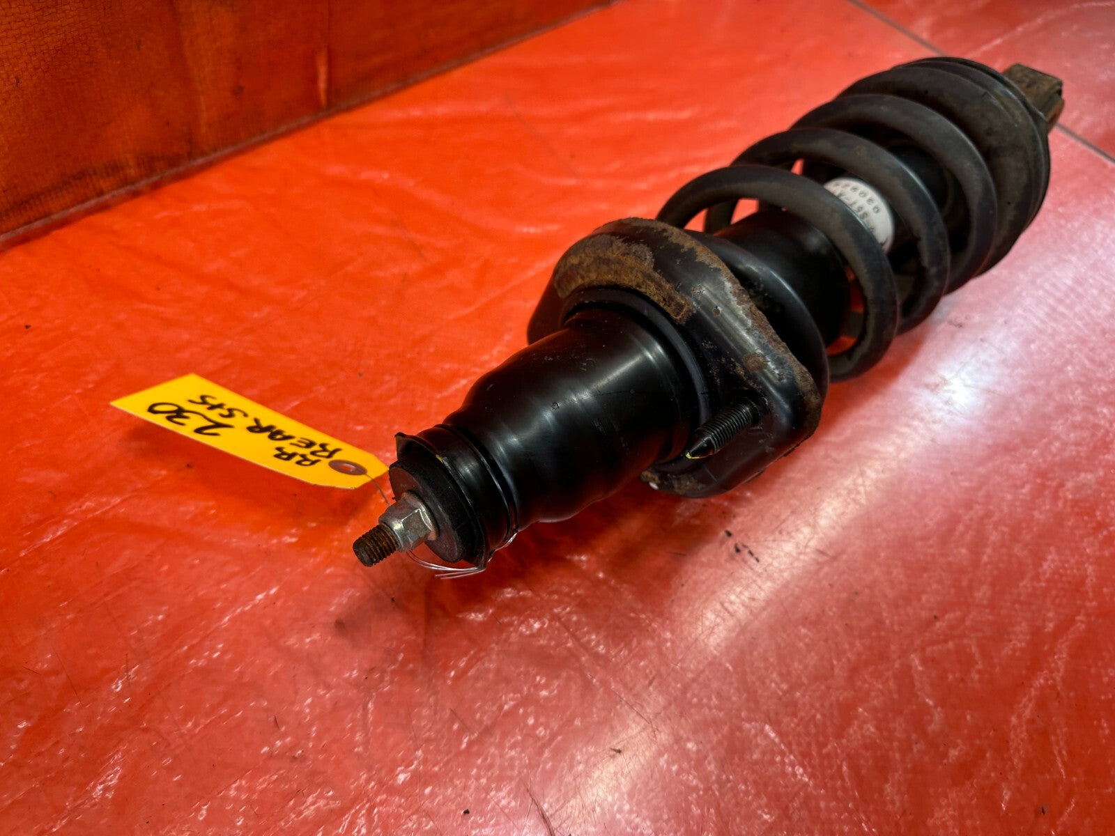 04 05 HONDA CIVIC SI EP3 HATCHBACK   RIGHT REAR SHOCK AND SPRING STRUT OEM #2307