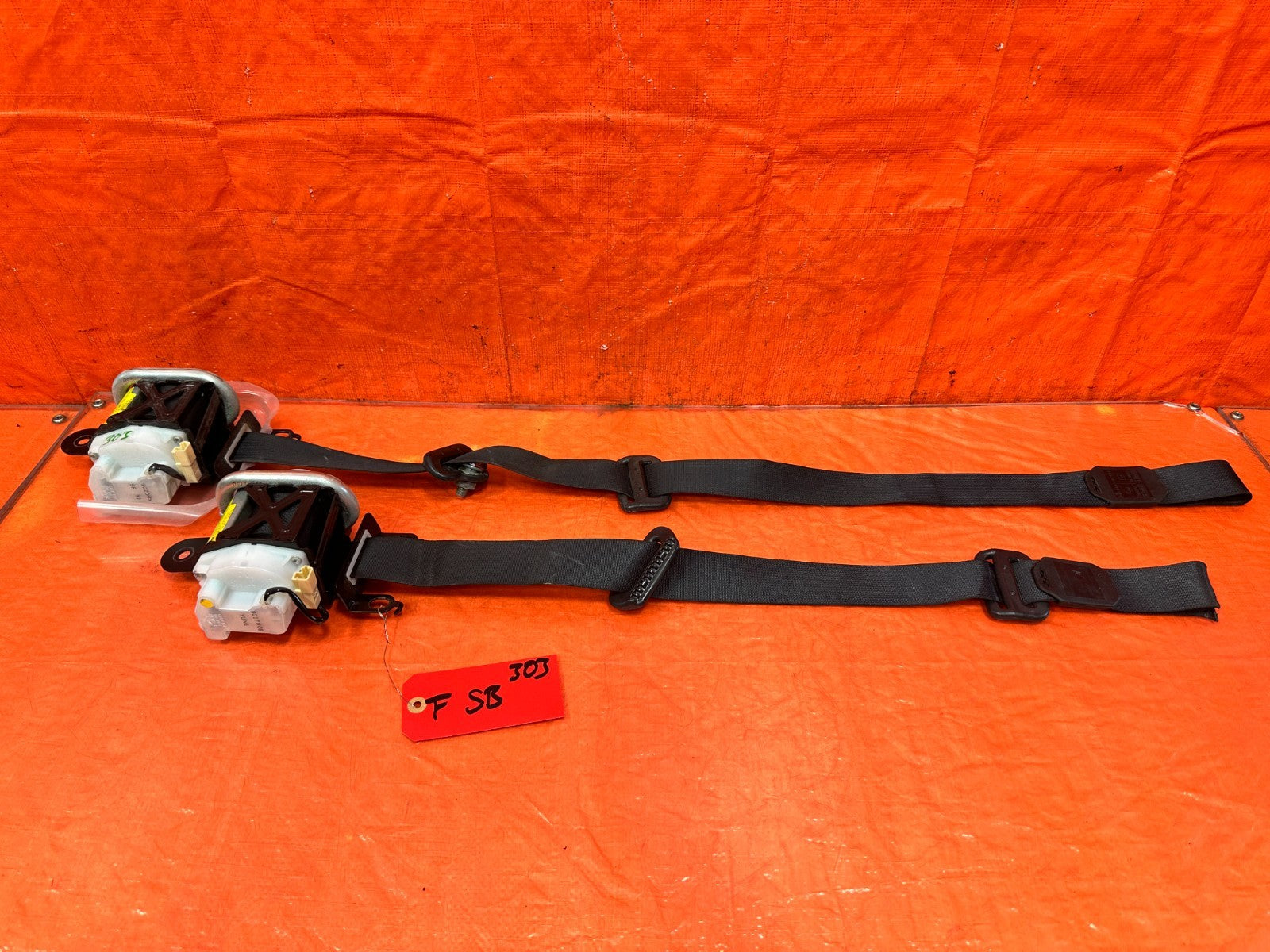 09 11 MAZDA RX8 RX 8   LEFT & RIGHT FRONT SEAT BELTS   OEM FACTORY #3030