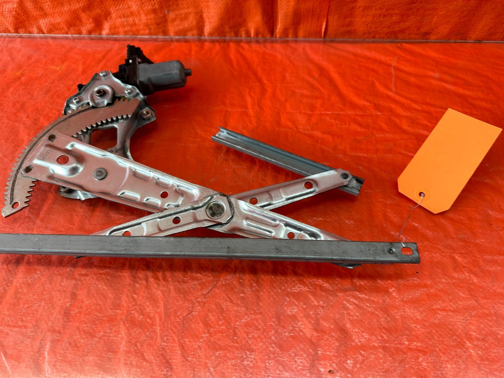 14 20 INFINITI Q50   DRIVER LEFT REAR   WINDOW REGULATOR W/ MOTOR   OEM #2229