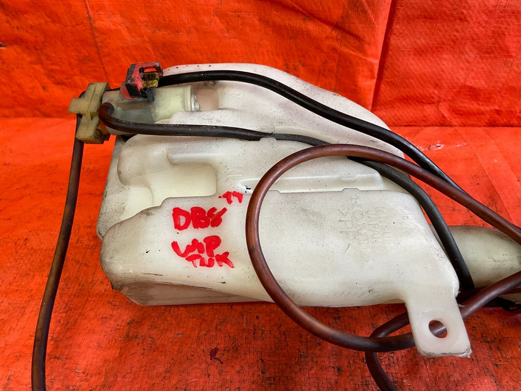 96 01 ACURA INTEGRA SEDAN   WINDSHIELD WIPER RESERVOIR TANK W/ LINES & MOTOR OEM4
