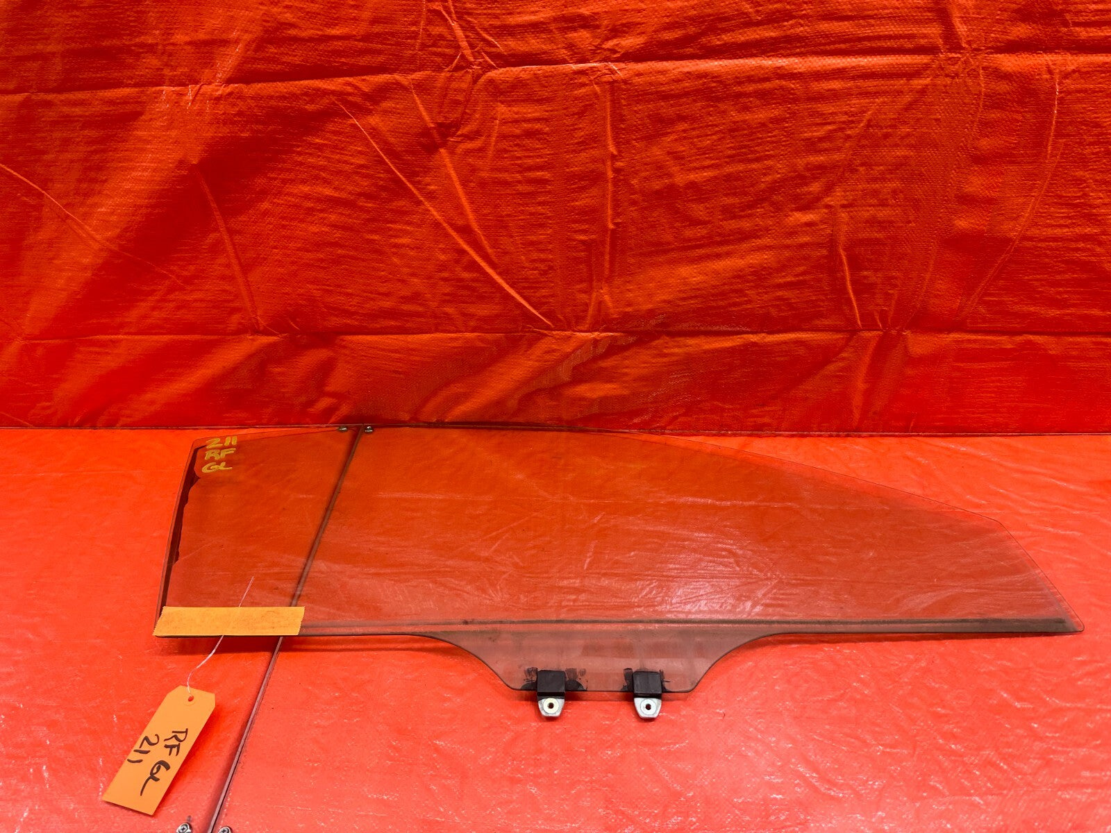 02 06 ACURA RSX   TYPE  S & BASE  PASSENGER RIGHT DOOR GLASS WINDOW   OEM #2110