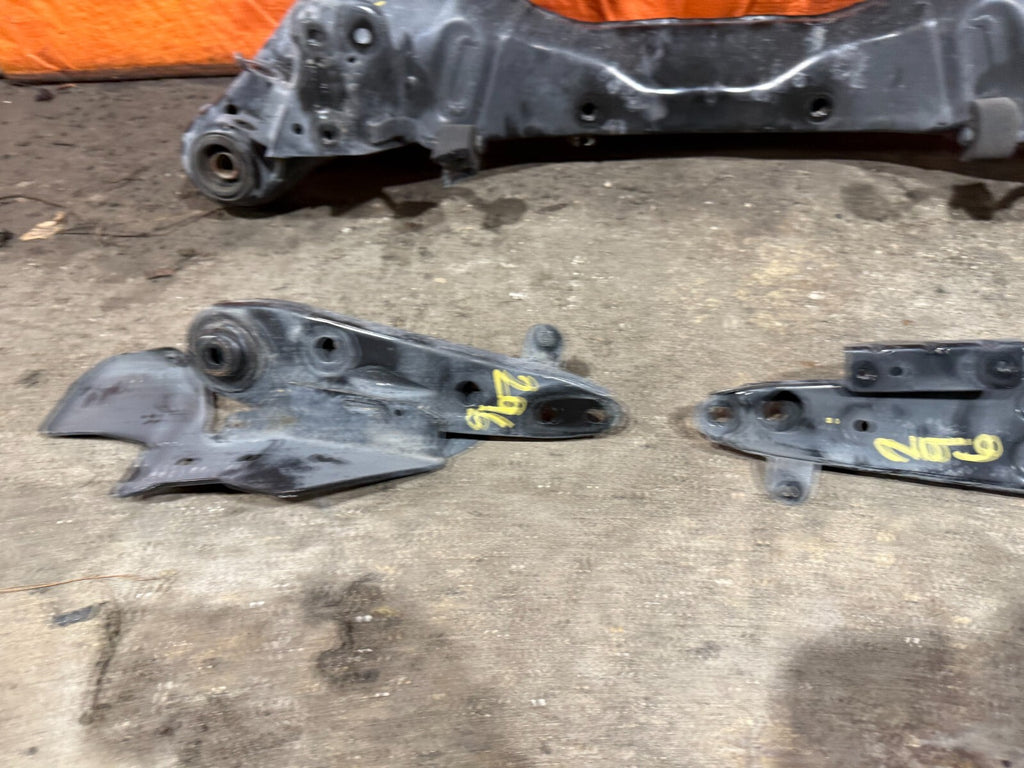 14 20 INFINITI Q50 & 16 20 Q60 REAR SUBFRAME CROSSMEMBER K FRAME W/ BRACKETS 2969
