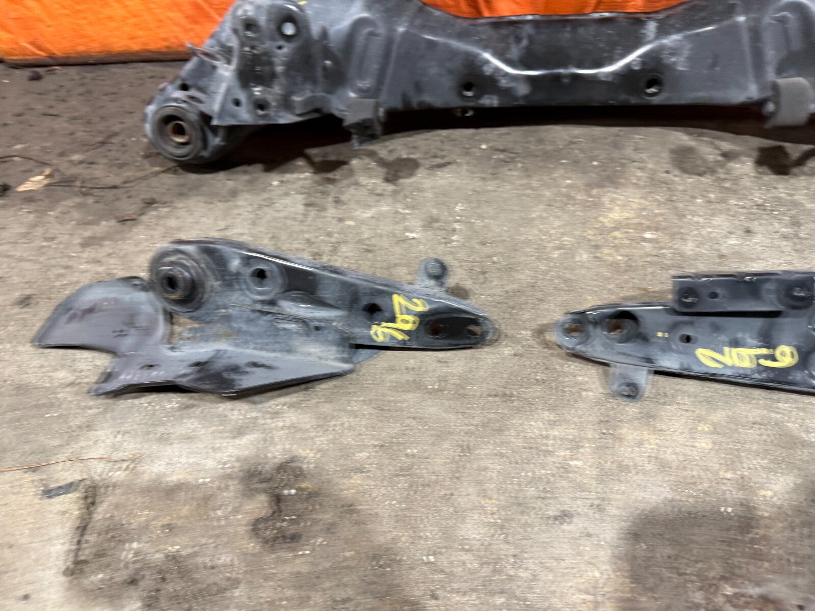 14 20 INFINITI Q50 & 16 20 Q60 REAR SUBFRAME CROSSMEMBER K FRAME W/ BRACKETS 2969