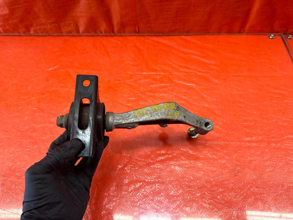00 09 HONDA S2000   DRIVER LEFT   ALUMINUM MOUNTING BRACKET BRACE   OEM #1979