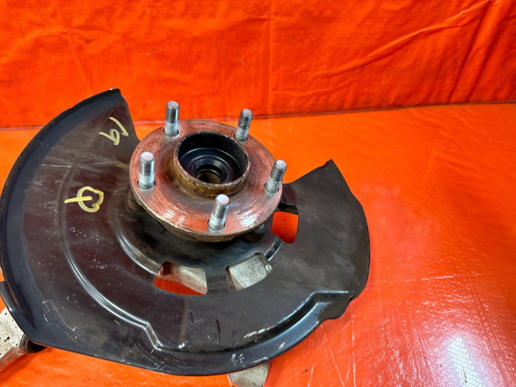 14 24 INFINITI Q50   RWD RIGHT FRONT SPINDLE KNUCKLE HUB & CONTROL ARM OEM 19Q3