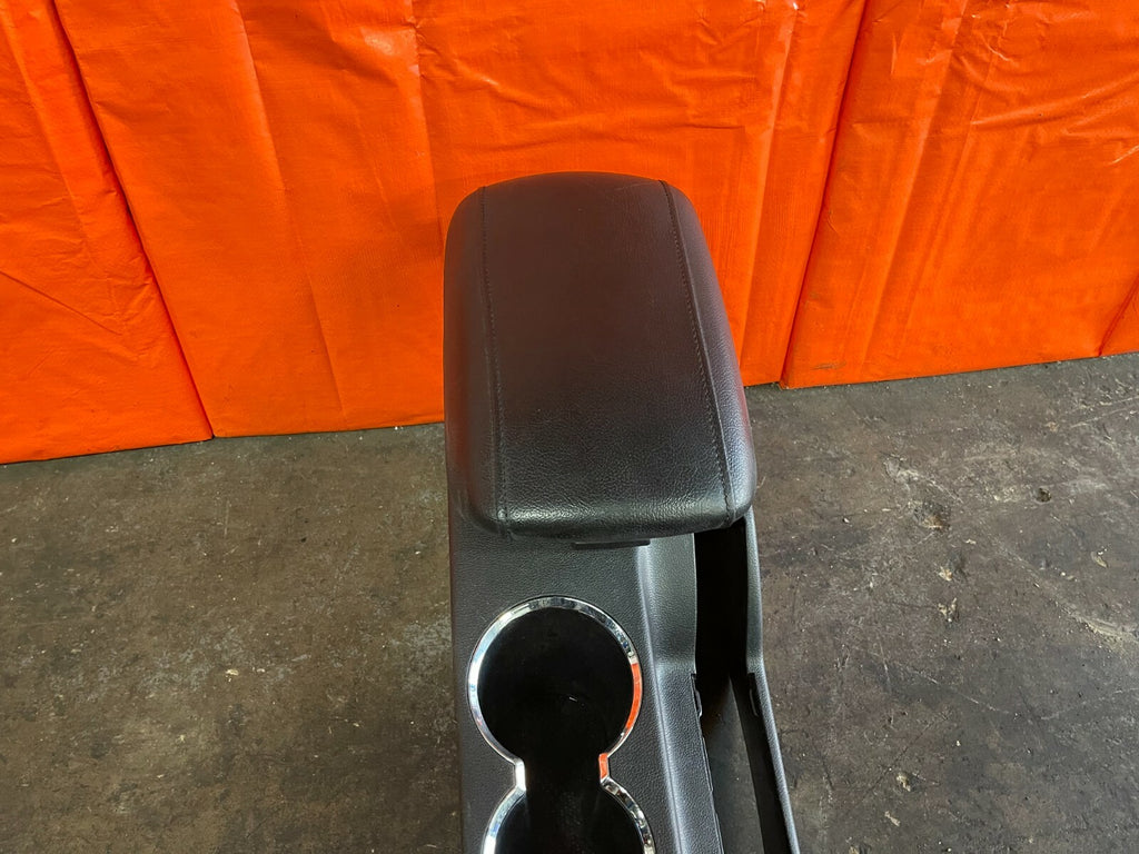 10 12 HYUNDAI GENESIS 2D COUPE   ARM REST CENTER CONSOLE   BLACK   OEM FACTORY7