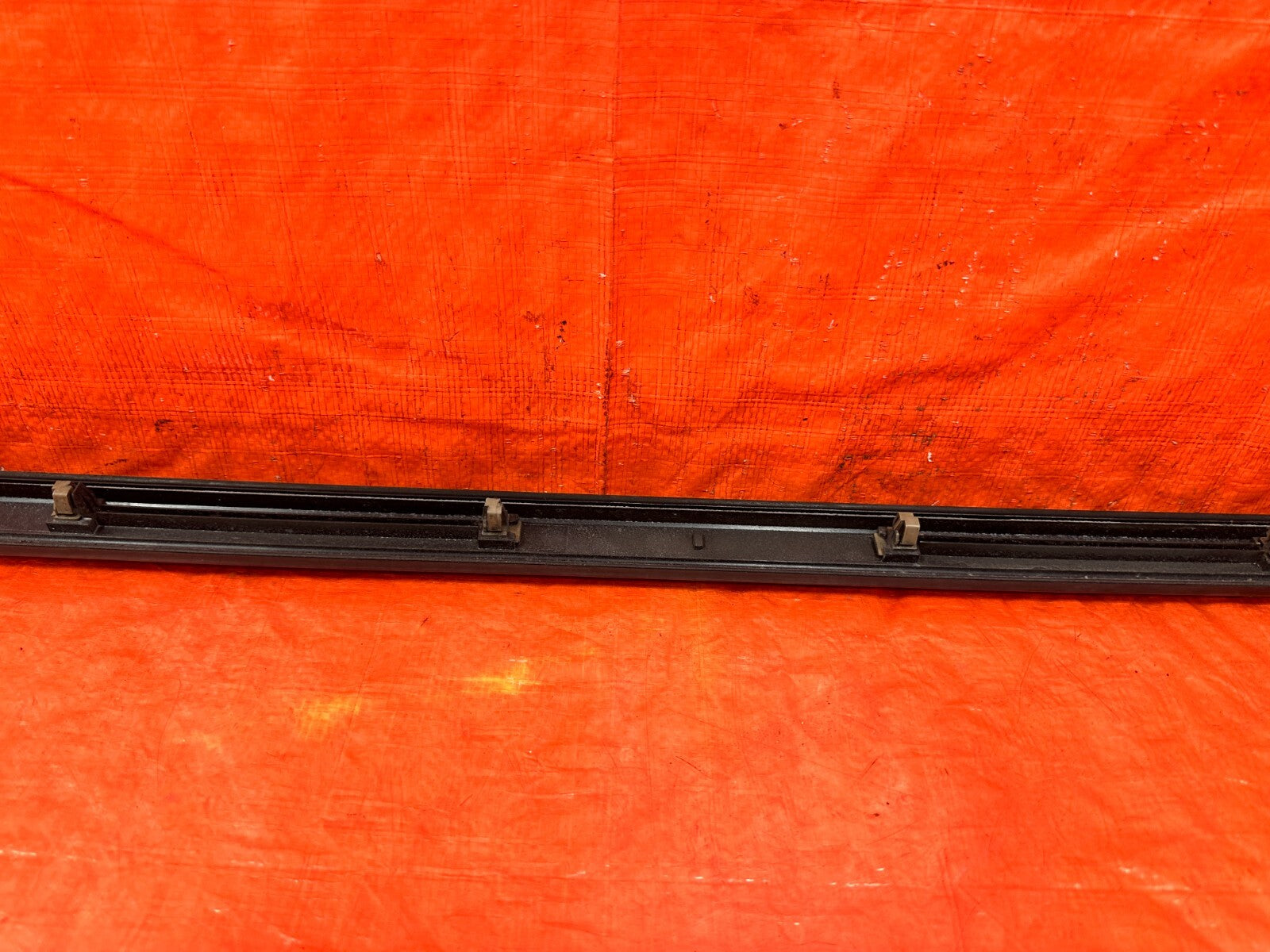 96 00 HONDA CIVIC   SEDAN   DOOR MOLDING IMPACT STRIP   RIGHT FRONT SIDE OEM 2978