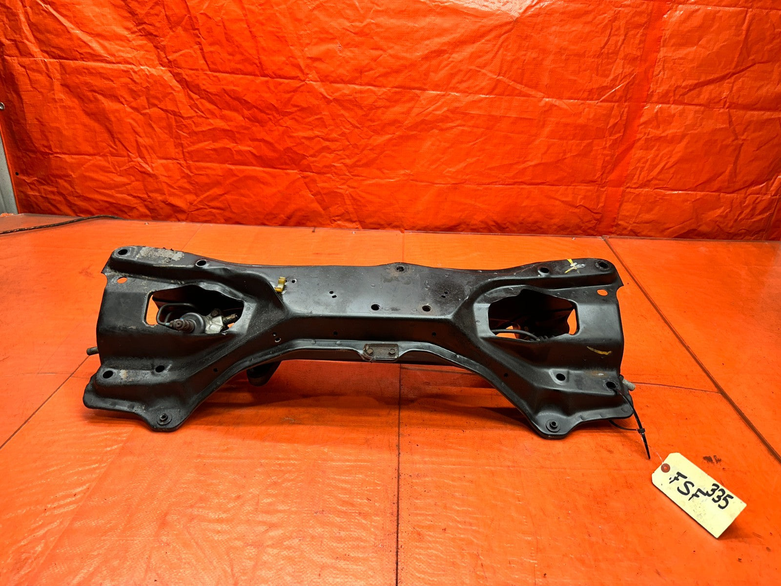 97 01 HONDA PRELUDE 2.2L FRONT SUBFRAME K MEMBER W/ POWER STEERING RACK OEM #3350