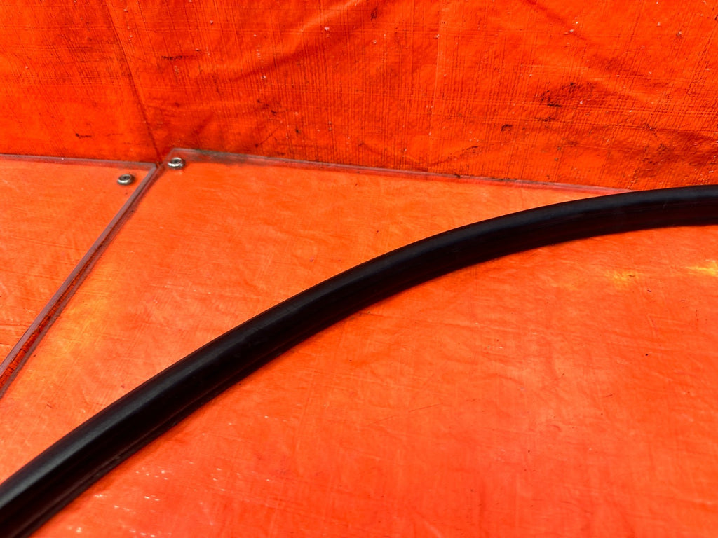 02 05 HONDA CIVIC SI EP3 HATCH DOOR TO CHASSIS OPEN TRIM WEATHER STRIP OEM #3085