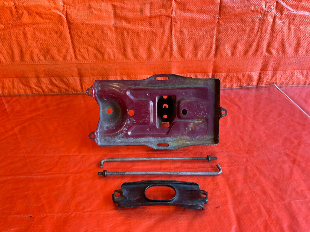 INTEGRA CIVIC DEL SOL   BATTERY TRAY W/ ALL HARDWARE AND TIE DOWN COMPLETE   OEM0