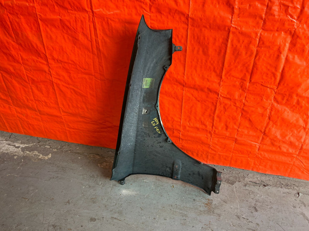 AFTERMARKET BRAND   99 00 HONDA CIVIC   FENDER   DRIVER LEFT SIDE   #1099