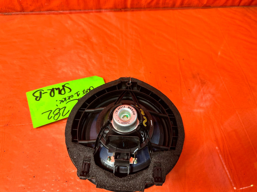 06 11 CIVIC 4D SEDAN   LEFT / RIGHT   INDIVIDUAL THAT MEANS 1   REAR SPEAKER OEM4