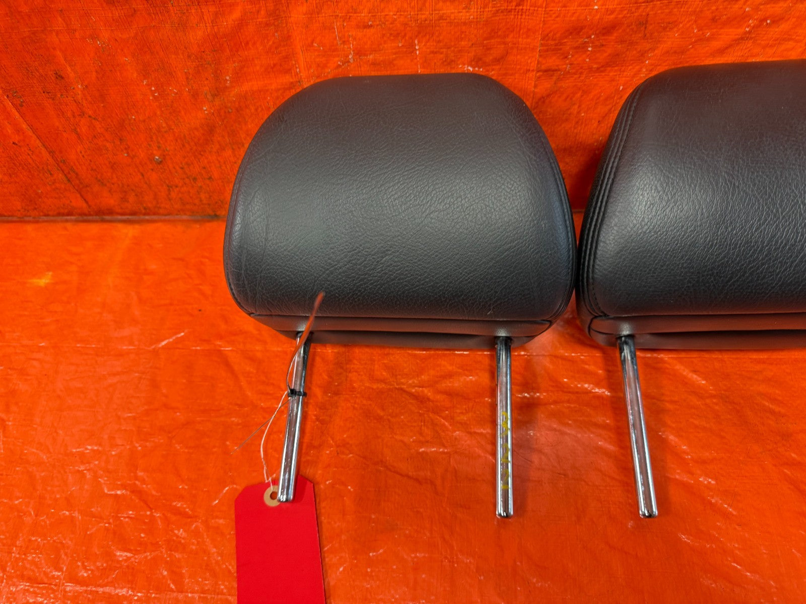 04 08 ACURA TSX   FRONT SEAT HEAD REST SET LEFT AND RIGHT   OEM FACTORY #3224