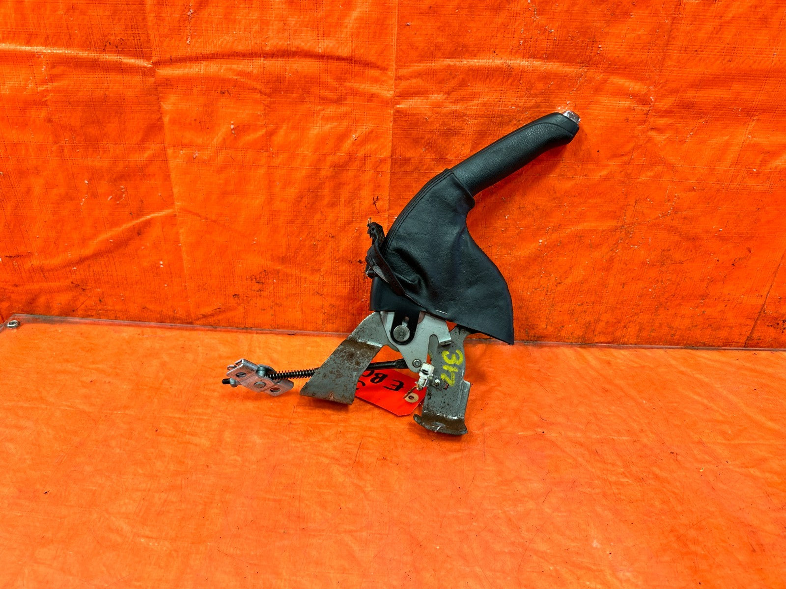 04 08 ACURA TSX   EMERGENCY / PARKING BRAKE HANDLE GRIP LEVER   OEM #3121