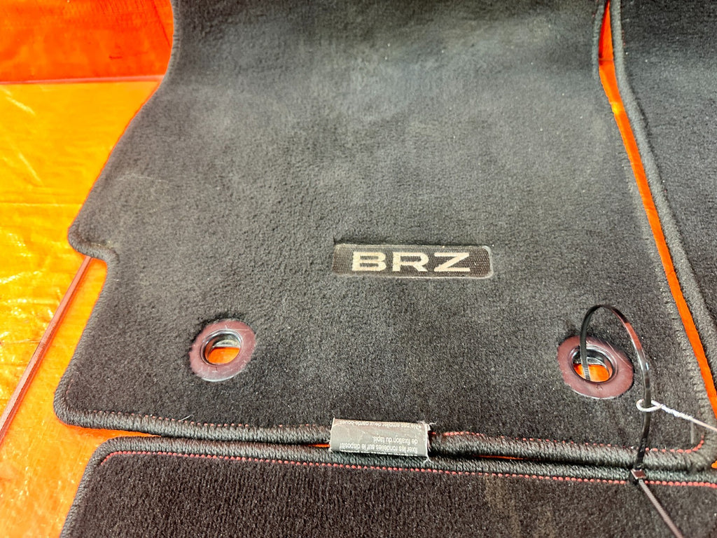 16 20 SUBARU BRZ   FLOOR MAT SET   BLACK COLOR   LEFT RIGHT FRONT REAR   OEM 2923