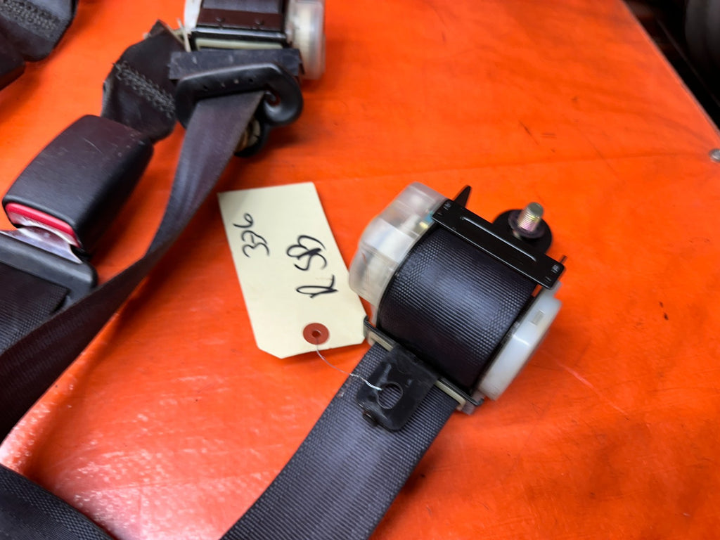 97 01 HONDA PRELUDE 2.2L LEFT RIGHT REAR SEAT BELTS BUCKLE RETRACTOR OEM #3365