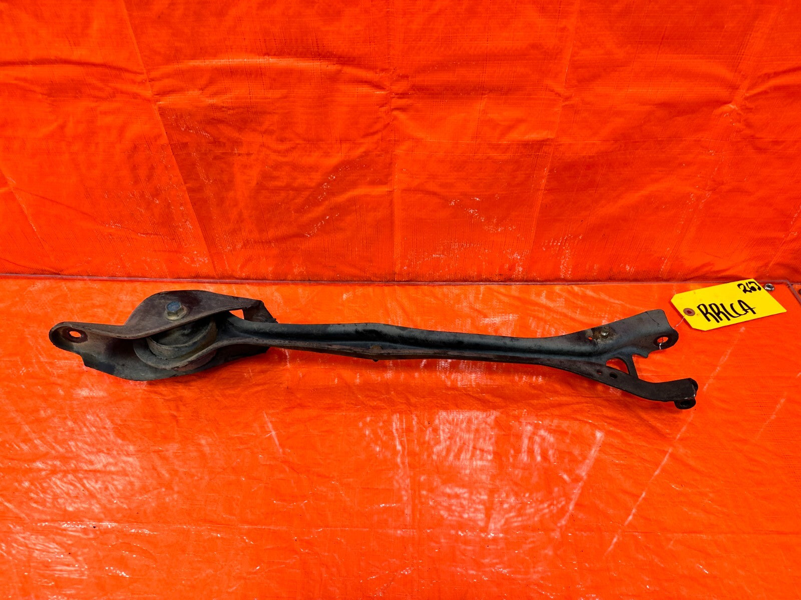 97 01 HONDA PRELUDE   PASSENGER RIGHT REAR TRAILING ARM CONTROL ARM   OEM #2639