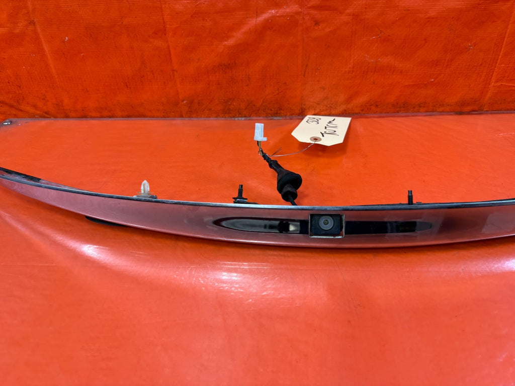 08 13 INFINITI G37 COUPE 2D   TRUNK MOUNTED CHROME TRIM W/ BACK UP CAMERA   3284