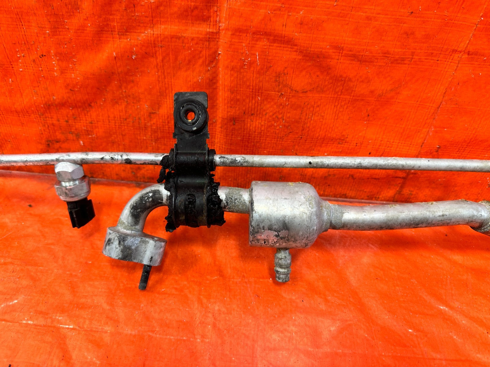 13 16 HYUNDAI GENESIS COUPE 3.8L FROMT THE FIREWALL   AC LINE HOSE PIPE OEM #2995