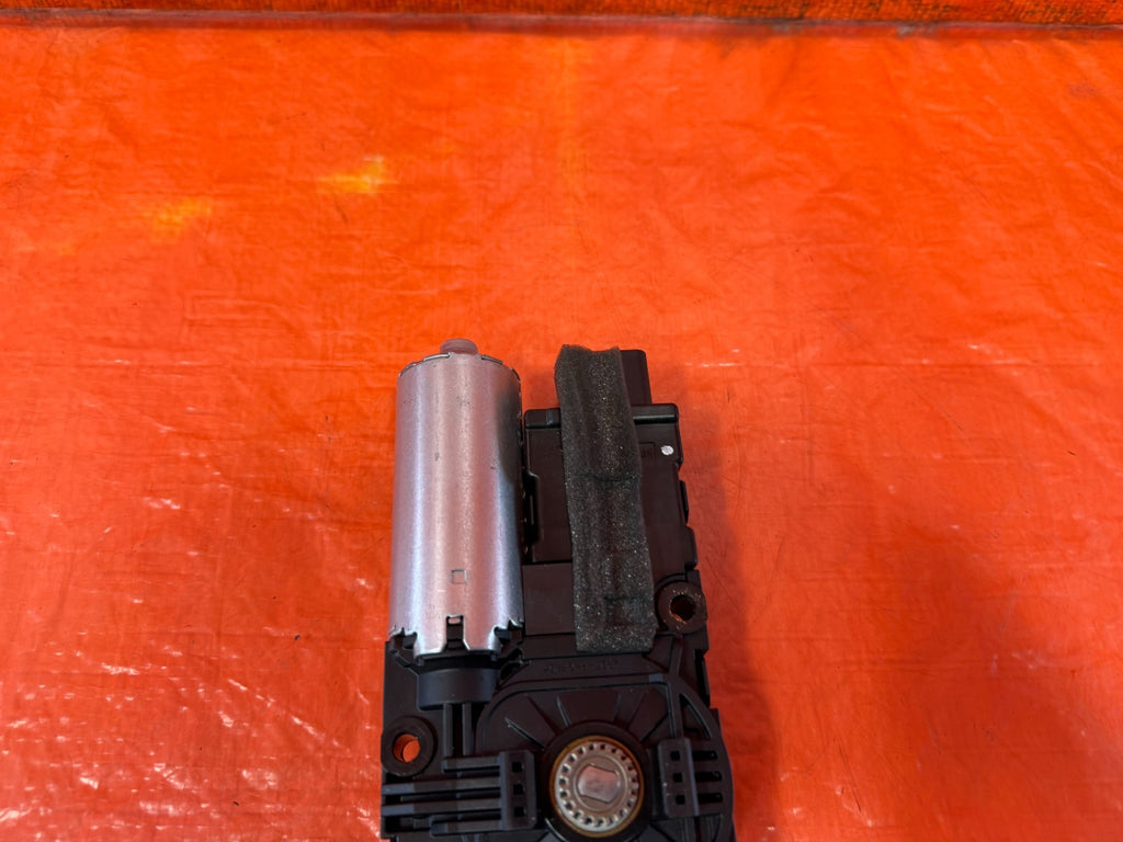 14 24 INFINITI Q50   SUNROOF MOONROOF SLIDING ROOF MOTOR   OEM FACTORY OE9