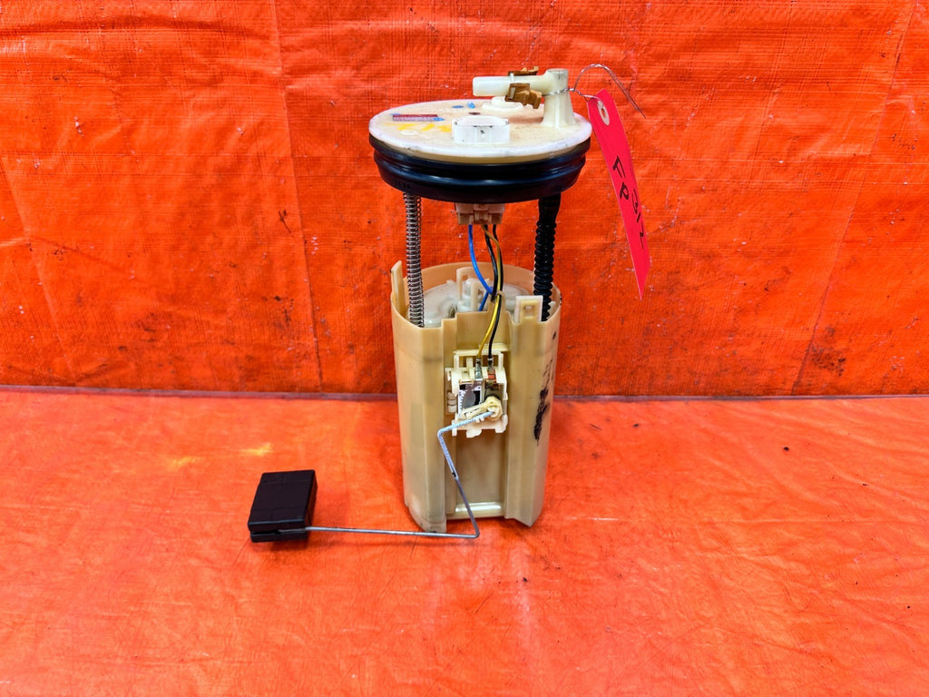 04 08 ACURA TSX   K24A2 GASOLINE GAS FUEL PUMP SENDING UNIT W/ HOUSING OEM #3122