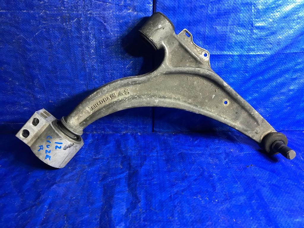 OEM 2011 2012 2013 2014 CHEVROLET CRUZE PASSENGER RIGHT FRONT LOWER CONTROL ARM0