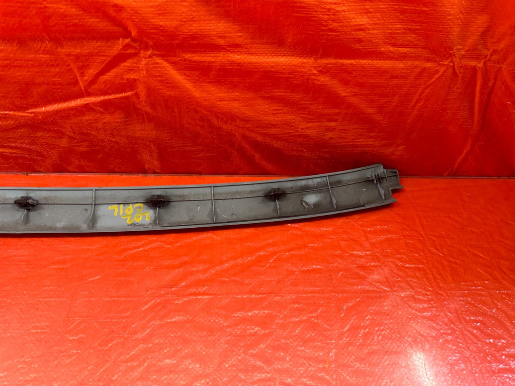 96 00 HONDA CIVIC COUPE   REAR HEADLINER TRIM COVER STRIP PLASTIC   OEM #2028