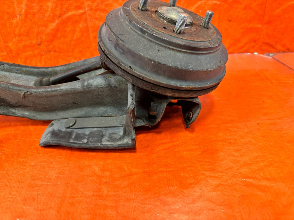 90 91 HONDA CIVIC HATCHBACK   DRIVER LEFT REAR TRAILING ARM LOWER ARM   OEM 3252
