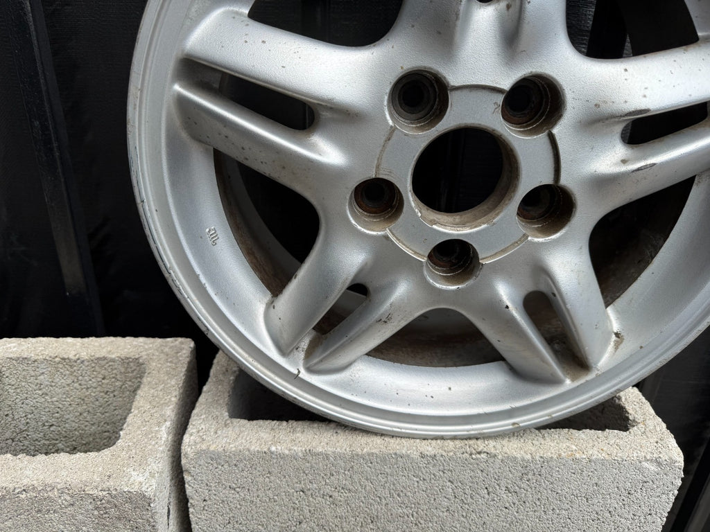 97 01 HONDA CR V CRV   FACTORY 5 SPOKE WHEEL RIM OEM FACTORY OE #302 34