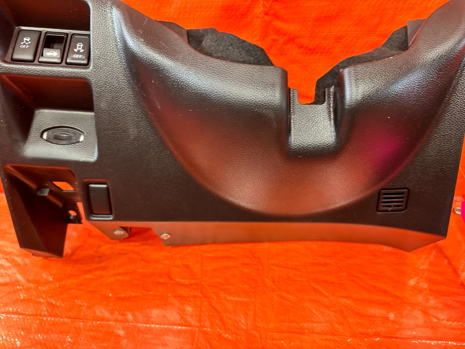 08 15 INFINITI G37 Q60 COUPE   KNEE TRIM UNDER STEERING COLUMN LOWER COVER   2785