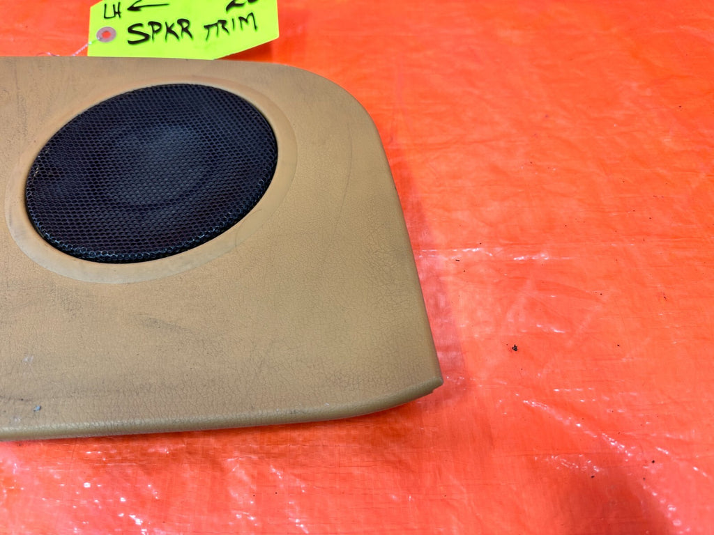 90 97 MAZDA MX 5 MIATA   DRIVER LEFT DOOR PANEL SPEAKER TRIM   OEM #2674