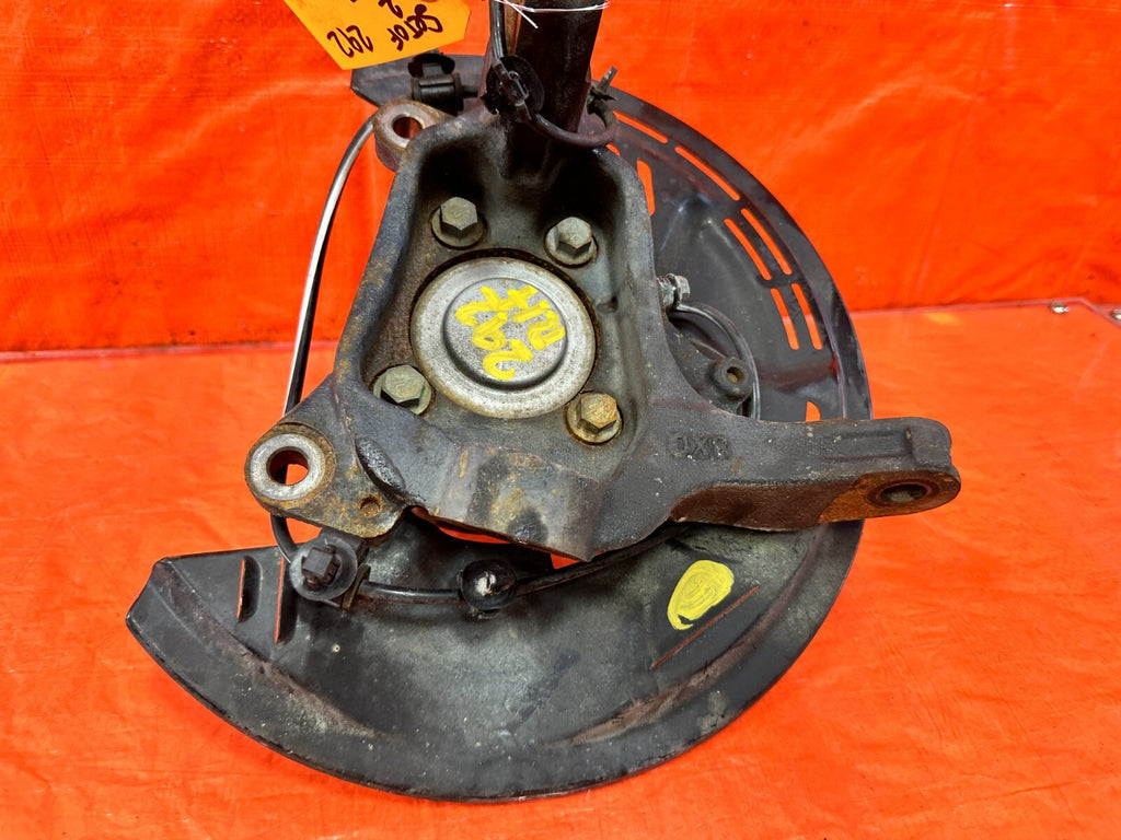13 24 SUBARU BRZ   PASSENGER RIGHT FRONT SPINDLE KNUCKLE HUB & LOWER ARM OEM 2929