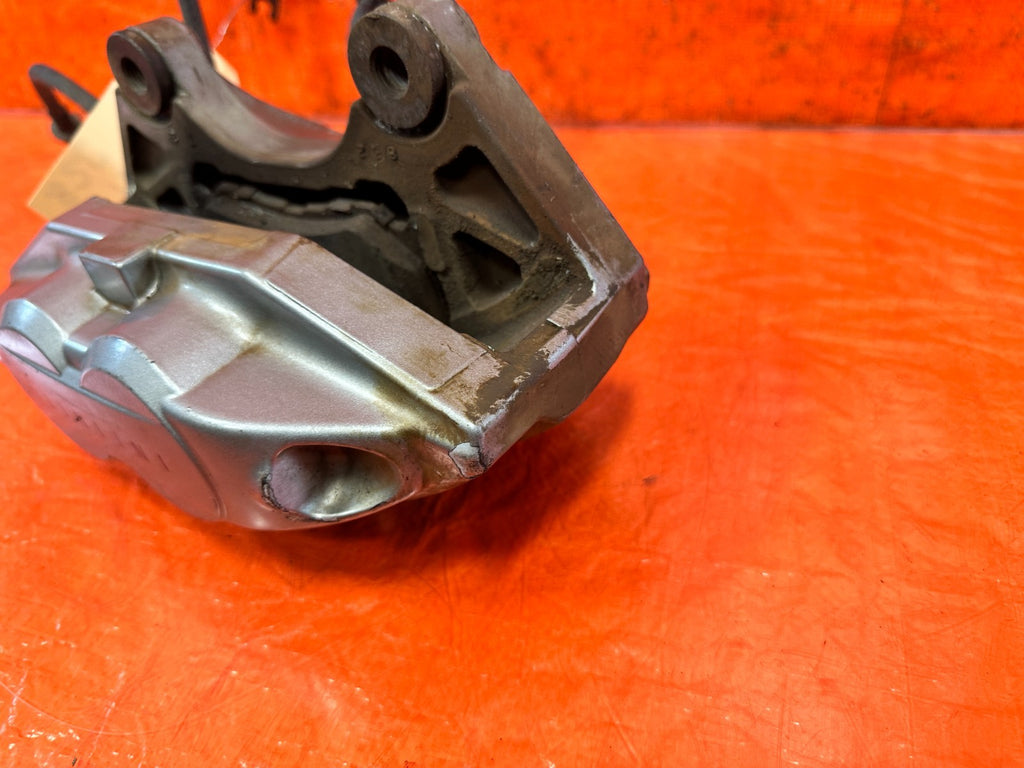 08 15 G37 Q60 14 23 Q50 SPORT   AKEBONO   DRIVER LEFT FRONT CALIPER OEM 3289