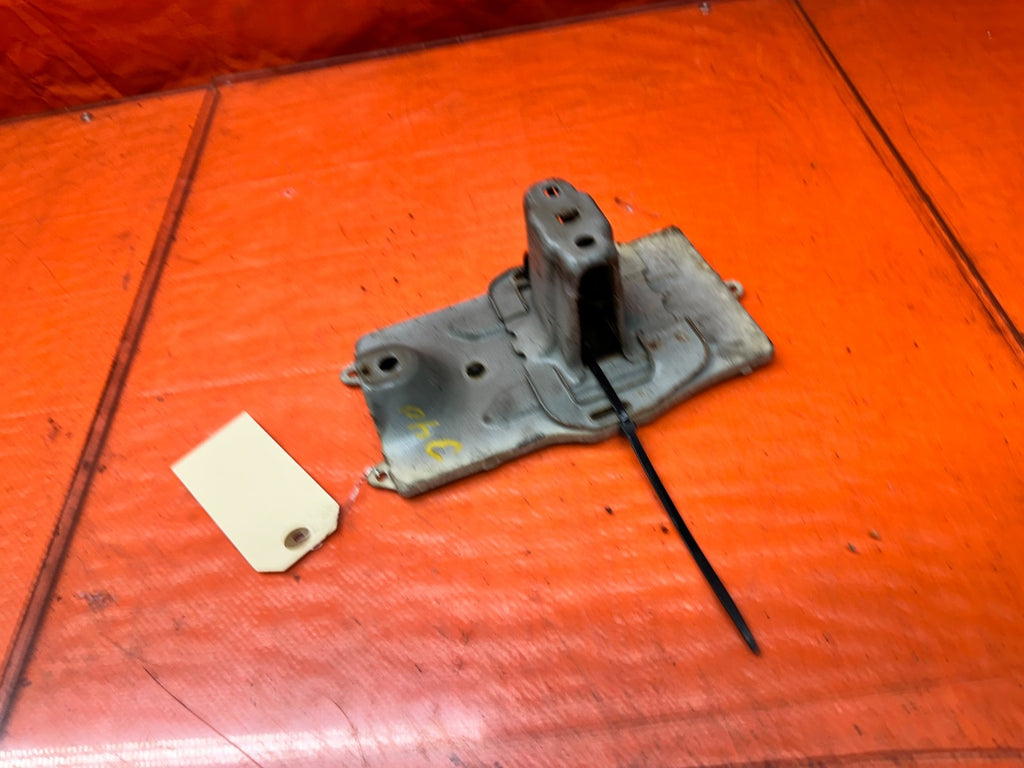 94-01 ACURA INTEGRA ENGINE BAY BATTERY TRAY BASE MOUNT BRACKET OEM #34010