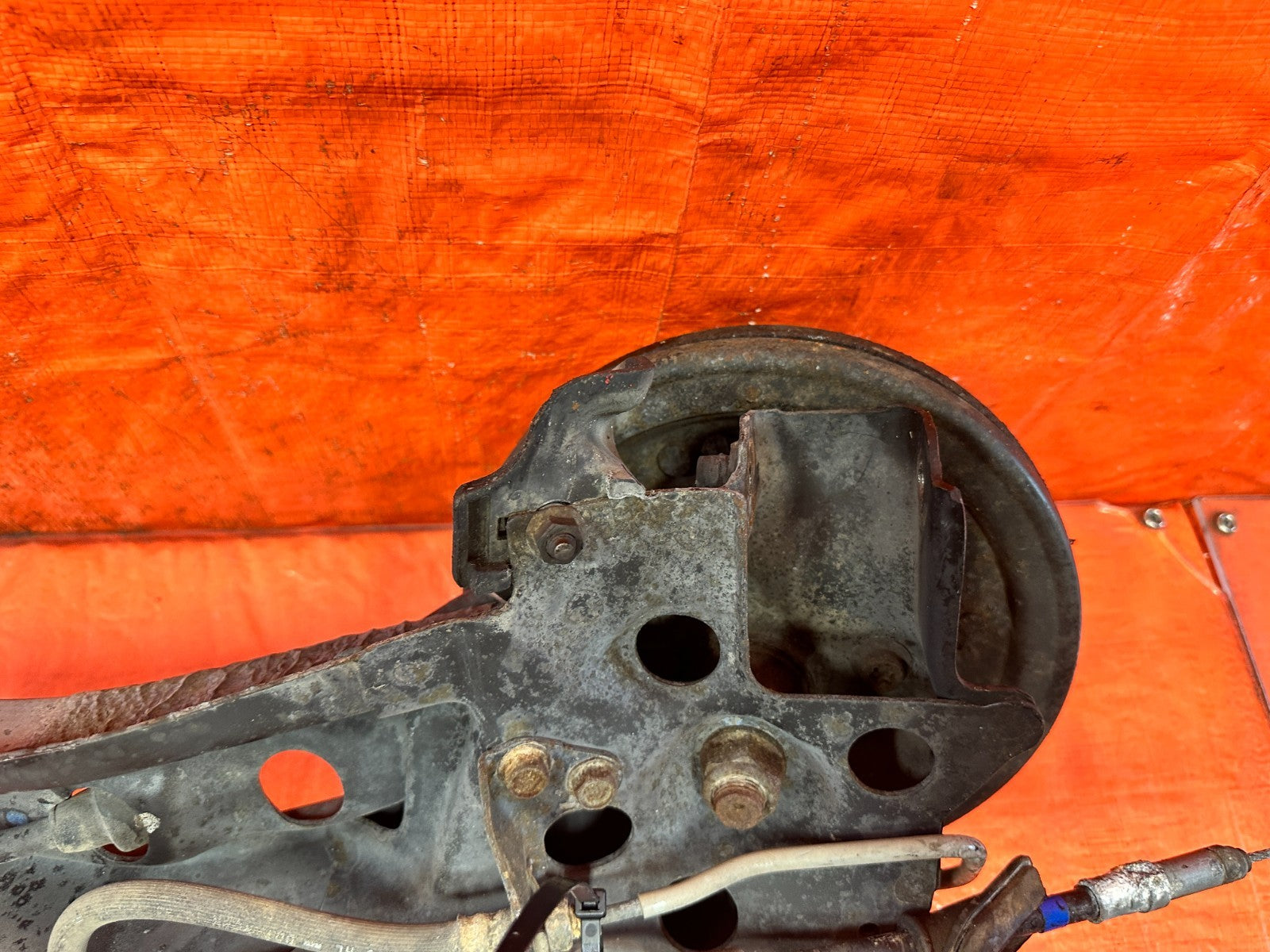 92 95 HONDA CIVIC   DRIVER LEFT REAR TRAILING ARM CONTROL ARM   OEM 32720