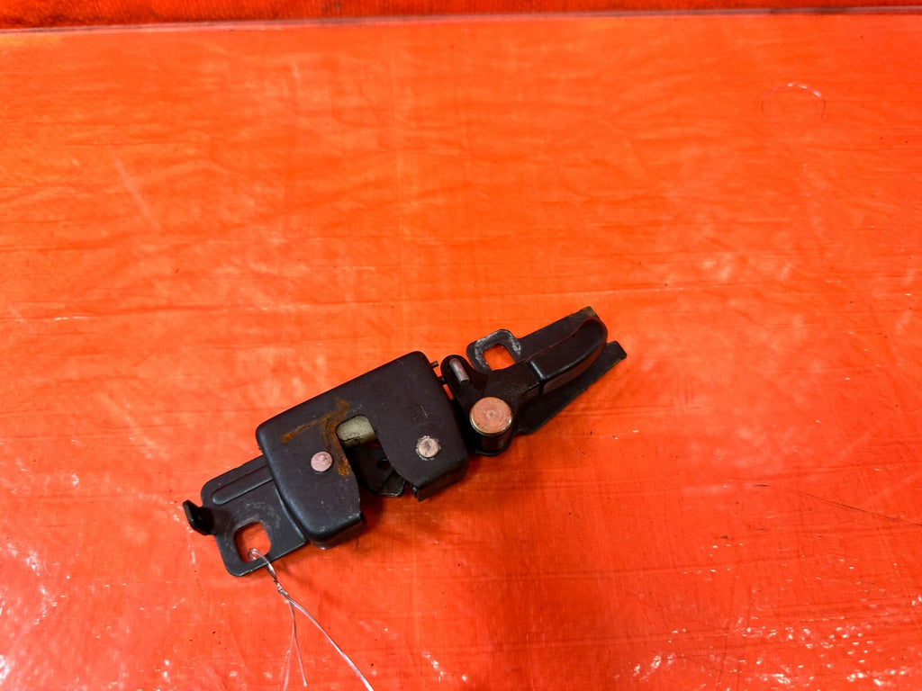 93 97 HONDA DEL SOL   DRIVER LEFT FRONT TARGA TOP LATCH   OEM #2722
