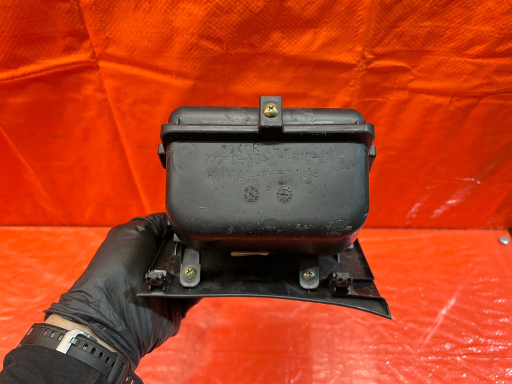 02 05 HONDA CIVIC SI EP3 HATCHBACK DASH BOARD LEFT SIDE STORAGE POCKET   OEM 1768