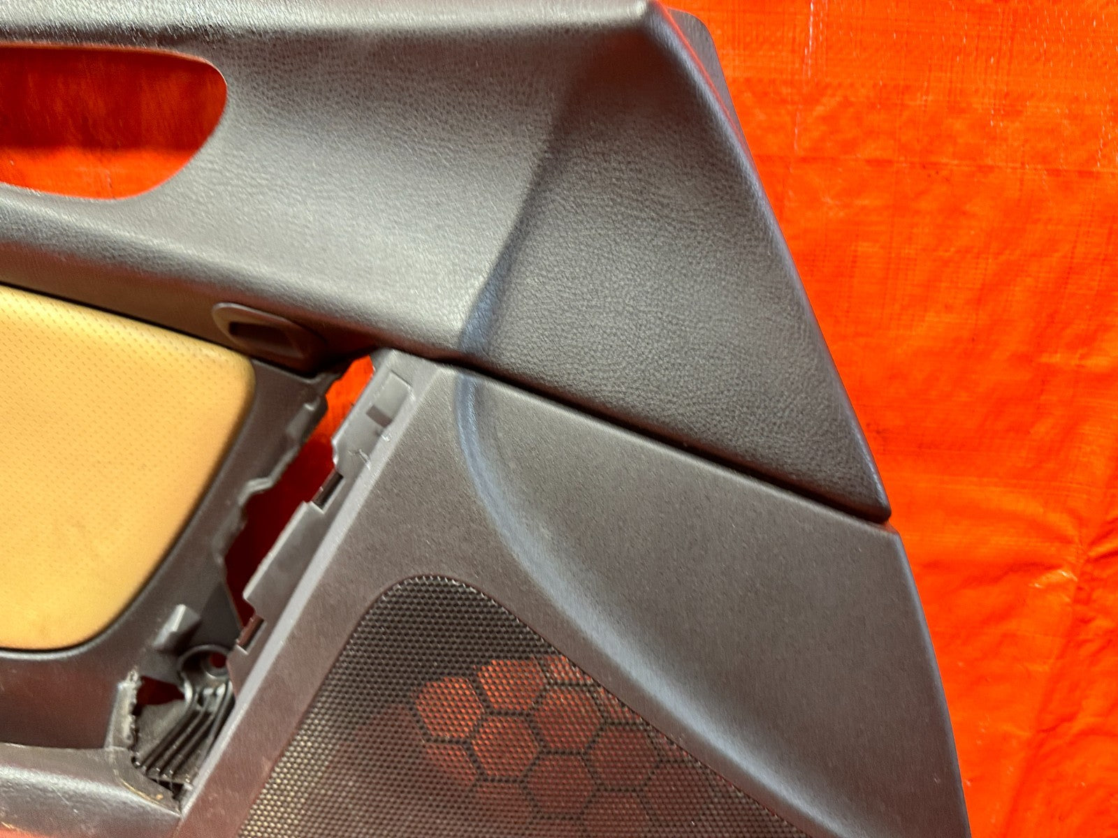 07 11 MAZDA RX8 RX 8   DRIVER LEFT DOOR PANEL TRIM CARD   BLACK TAN   OEM #30311