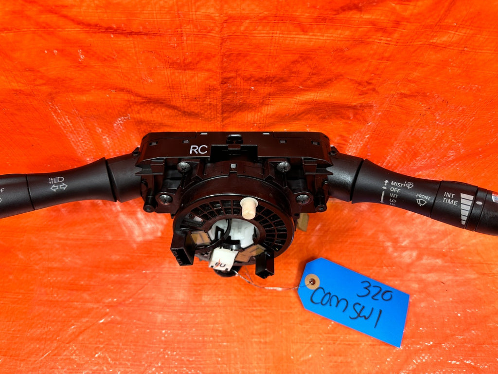 08 09 INFINITI G37 2D COUPE   HEADLIGHT AND WIPER COMBINATION SWITCH   OEM 3206