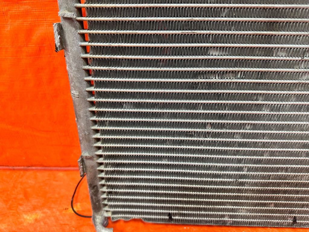 88 91 HONDA CRX   B SERIES 1/2 STYLE AIR CONDITIONING AC CONDENSER & SLIM FAN15