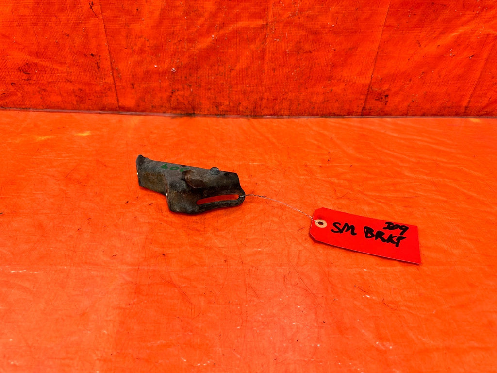 94 97 ACURA INTEGRA   B18B1 NON VTEC   ALTERNATOR BRACKET   OEM #309 10