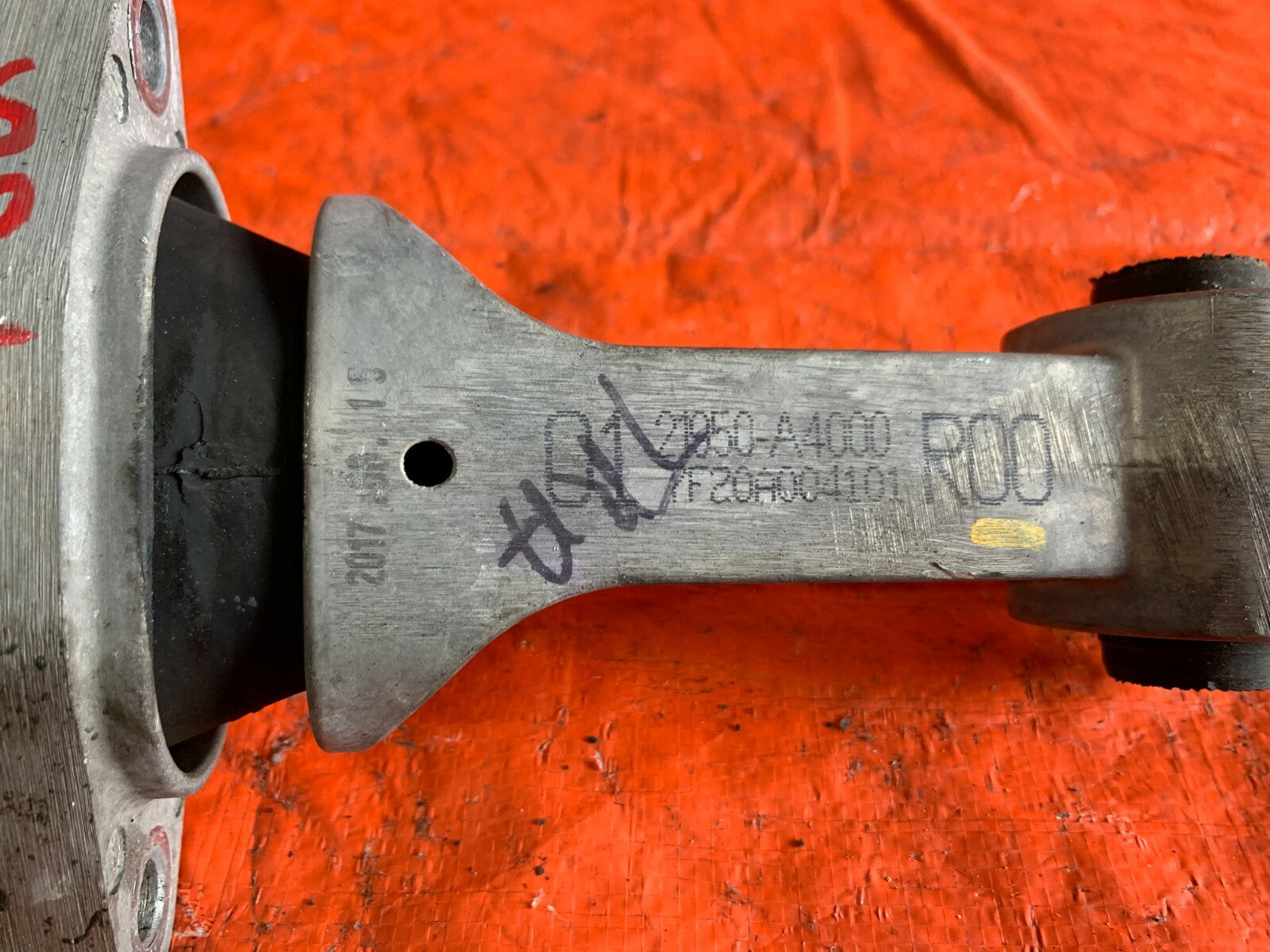 17 19 KIA SOUL 2.0L PLUS + MODEL   ENGINE MOTOR MOUNT   OEM FACTORY OE1