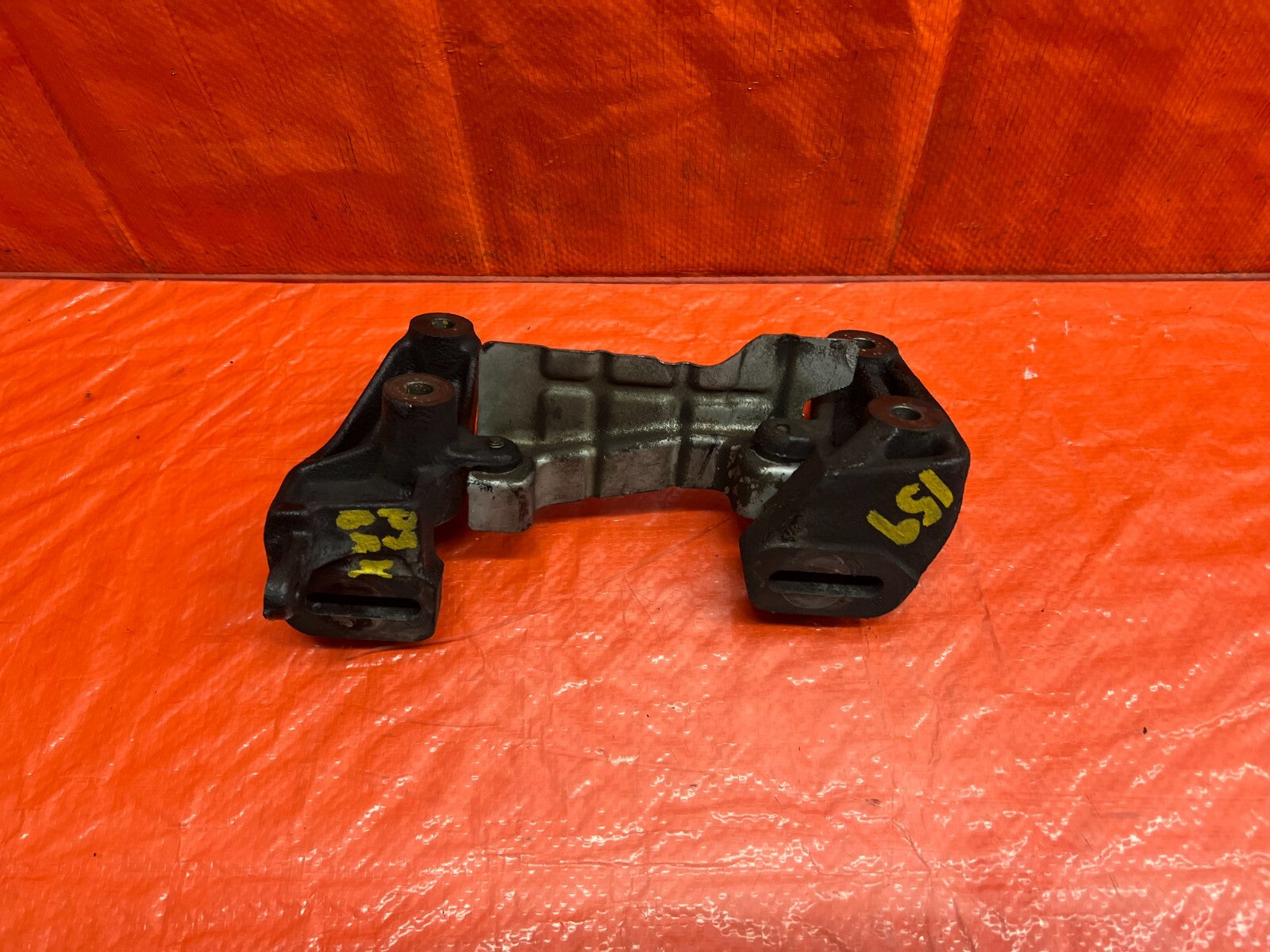 94 01 ACURA INTEGRA LS RS GS NON VTEC   POWER STEERING PUMP BRACKET SET OEM #1597