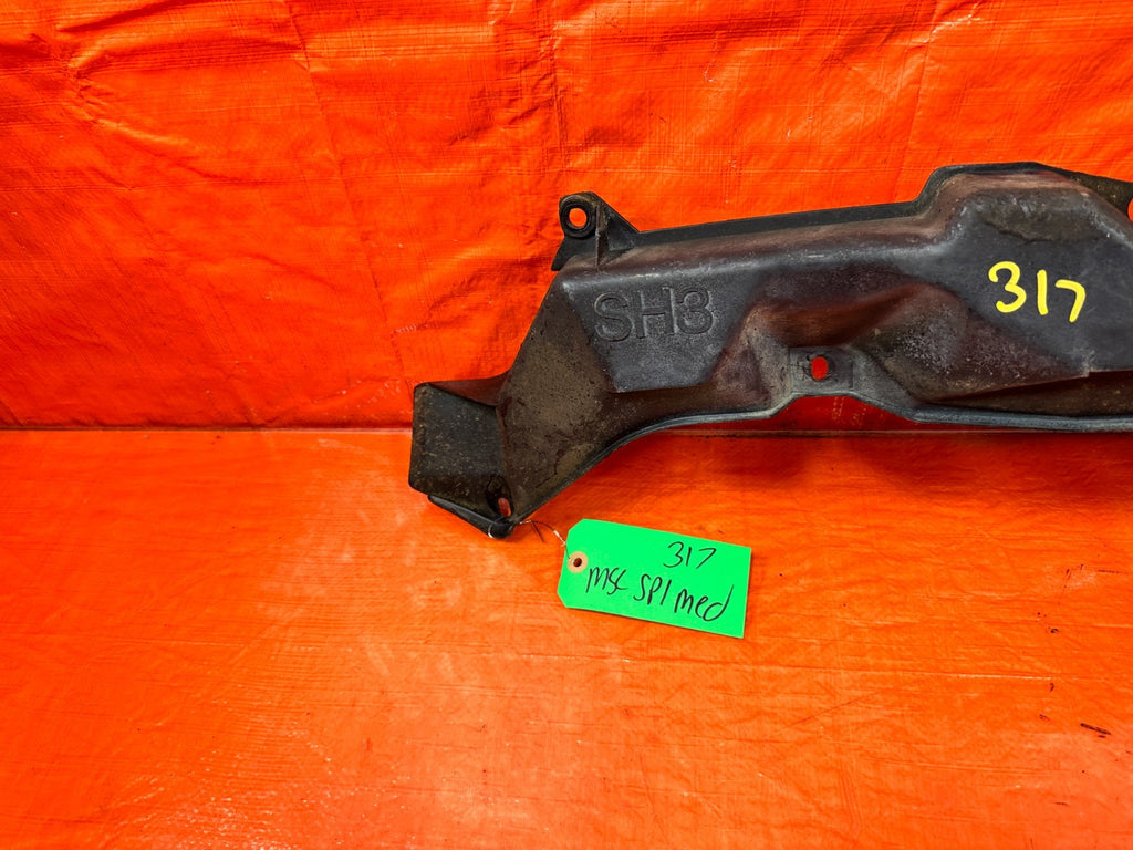 90 91 HONDA CIVIC HATCHBACK   FIREWALL ENGINE HARNESS TRIM   OEM 3174