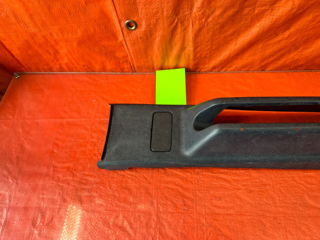 88 91 HONDA CRX   ARM REST DELETE PARKING BRAKE TRIM   BLUE COLOR   OEM #24311
